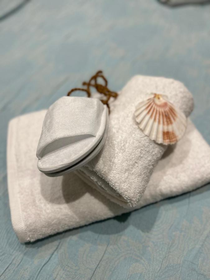 Calliopes By The Sea Boutique Suites Paralia Dionisiou Exterior foto