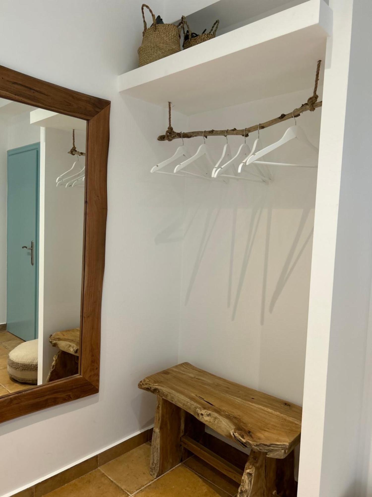 Calliopes By The Sea Boutique Suites Paralia Dionisiou Exterior foto